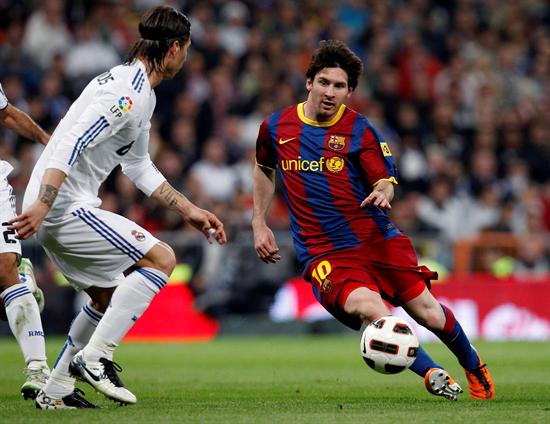 Leo Messi es la principal arma del Barsa en el clásico español. Foto: EFE
