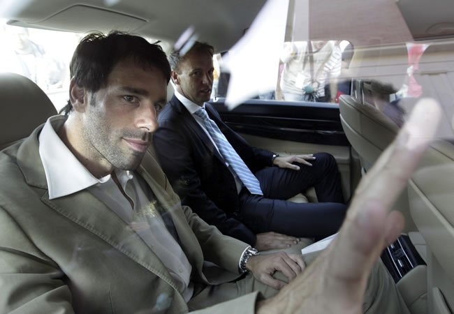 El delantero holandés Ruud Van Nistelrooy llega a Málaga. Foto: EFE