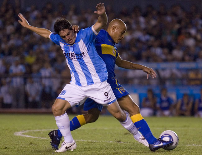 Boca Juniors recibirá a Racing de Avellaneda en la fecha 15 del Apertura 2011. Foto: EFE