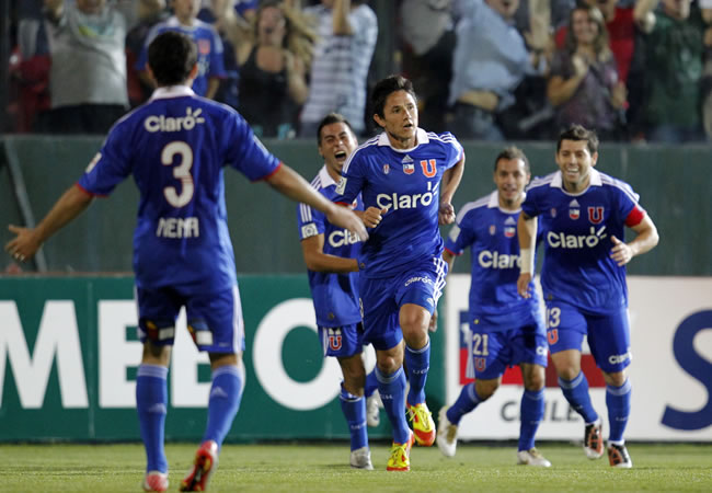 U. de Chile visita a Liga de Quito, en el primer juego de la final por la Copa Sudamericana 2011. Foto: EFE