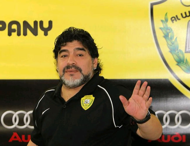Diego Maradona, actual técnico del Dubai Al Wasl de Emirato Árabes. Foto: EFE