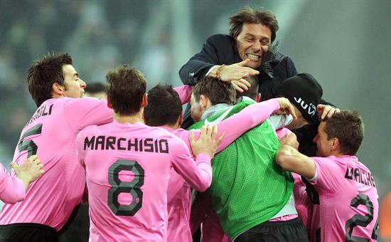 Los jugadores del Juventus celebran un gol ante el Catania. Foto: EFE