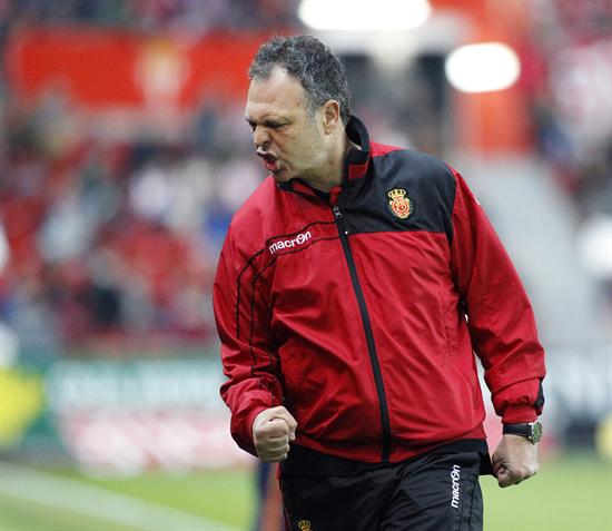 El entrenador del Real Mallorca, Joaquín Caparrós. Foto: EFE