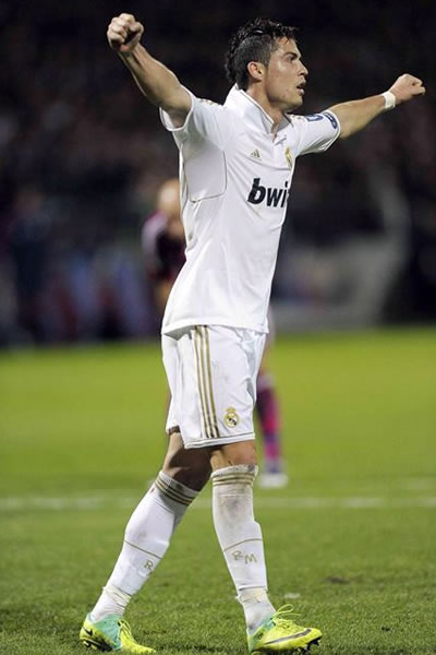 Cristiano Ronaldo, campeón con el Real Madrid de la Liga española. Foto: EFE