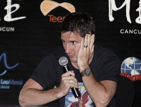 El astro argentino Lionel Messi habla durante una rueda de prensa en el puerto de Cancún (México). Foto: EFE