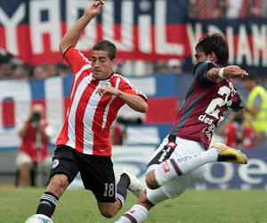 CA San Lorenzo de Alamgro 0-1 Estudiantes de La Plata. Foto: EFE