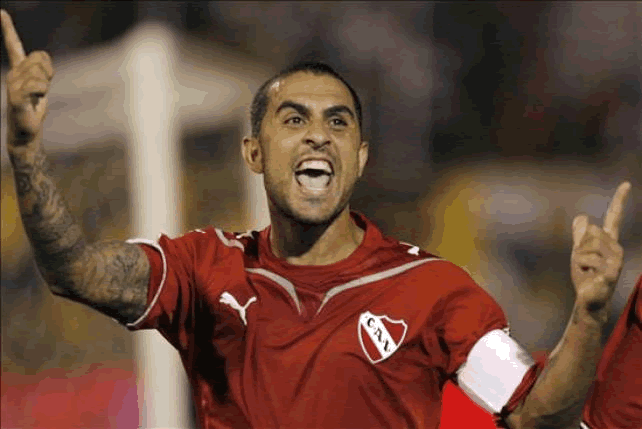 Daniel Montenegro podría regresar a Independiente de Avellaneda. Foto: EFE