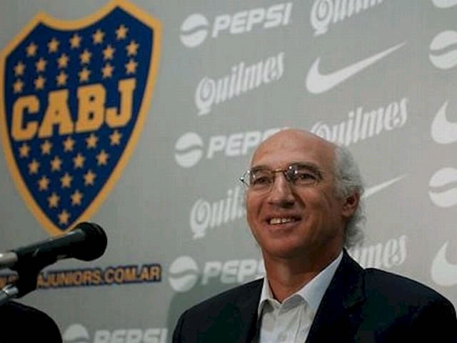 Carlos Bianchi le dijo si a Boca Juniors. Foto: EFE