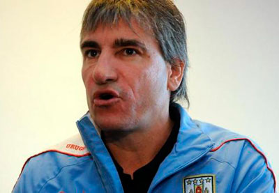 Juan Verzeri, técnico del seleccionado sub 20 de Uruguay. Foto: EFE