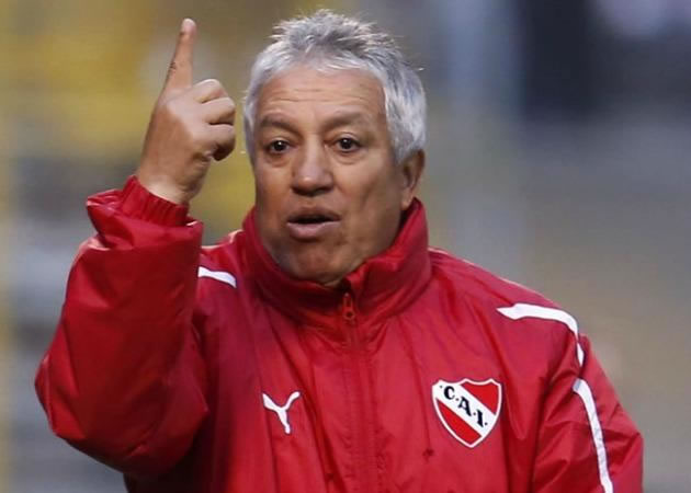 Gallego ha dejado de ser el técnico del Independiente. Foto: EFE