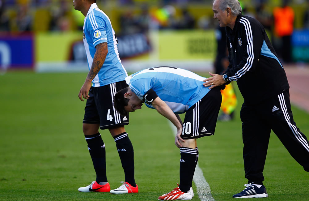 Leo Messi y Alejandro Sabella en Quito. Foto: EFE