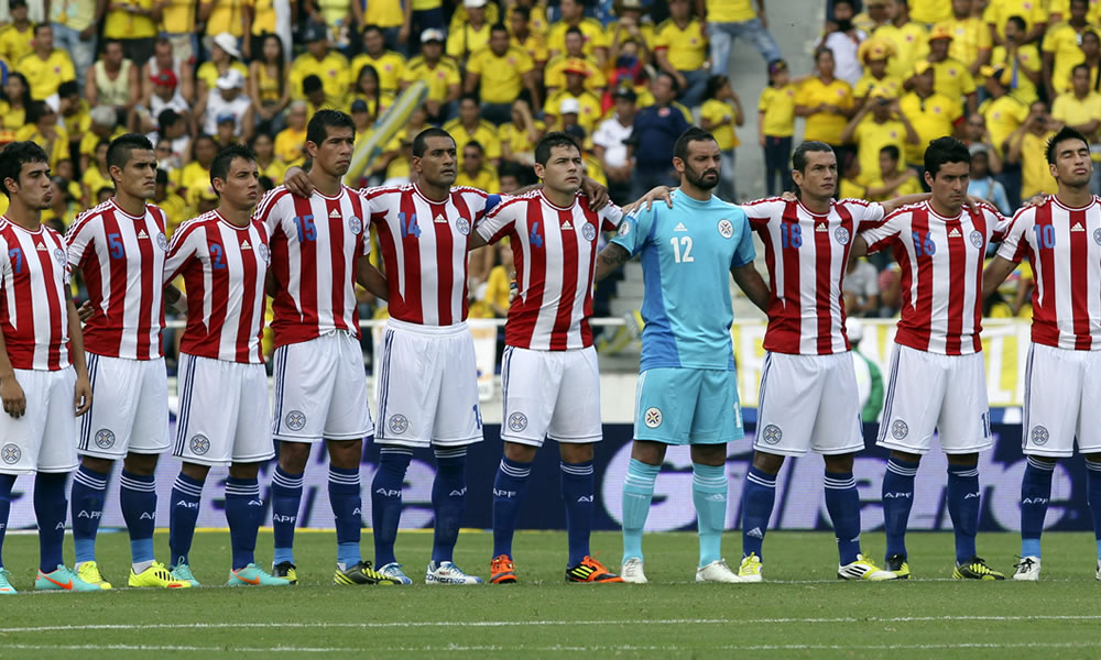 La selección paraguaya de fútbol en el Metropolitano de Barranquilla. Foto: EFE