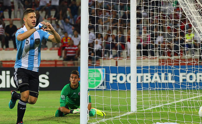 Argentina avanza a semifinales con un primer tiempo eficaz. Foto: EFE