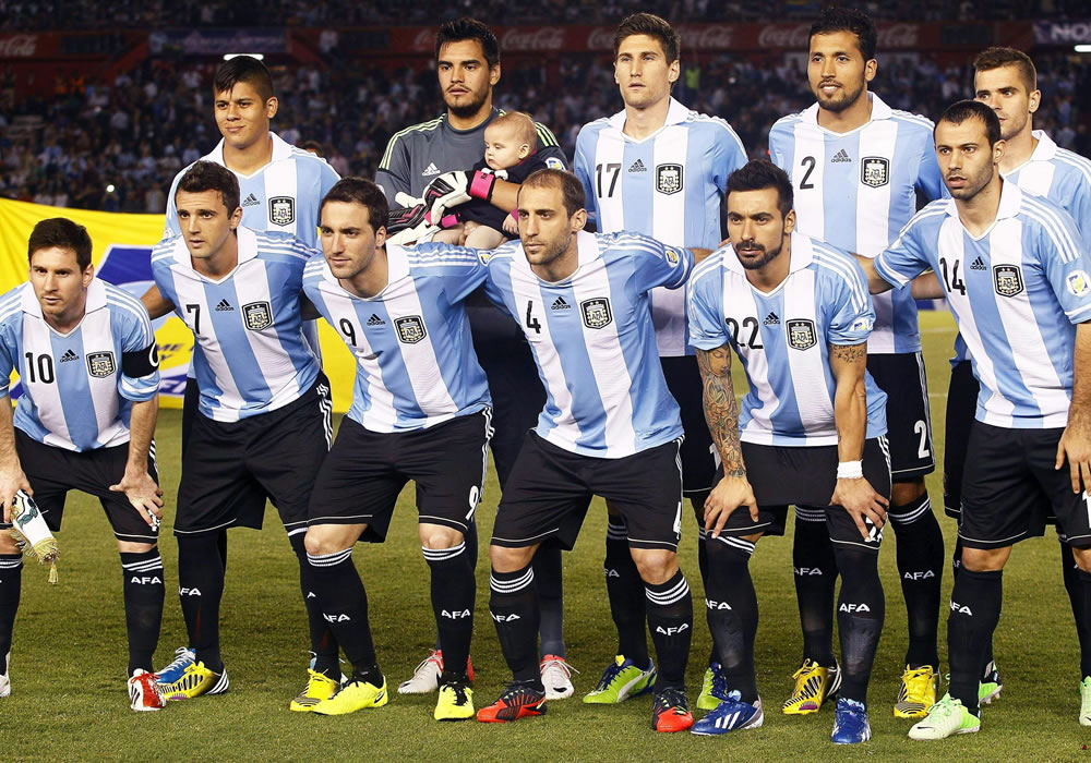 Argentina, un equipo que con Messi como guía va en busca del título en Brasil. Foto: EFE