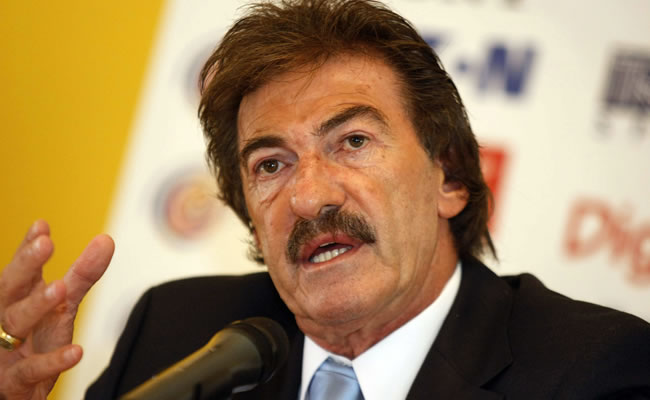 Ricardo Lavolpe asume como entrenador de las Chivas de México. Foto: EFE