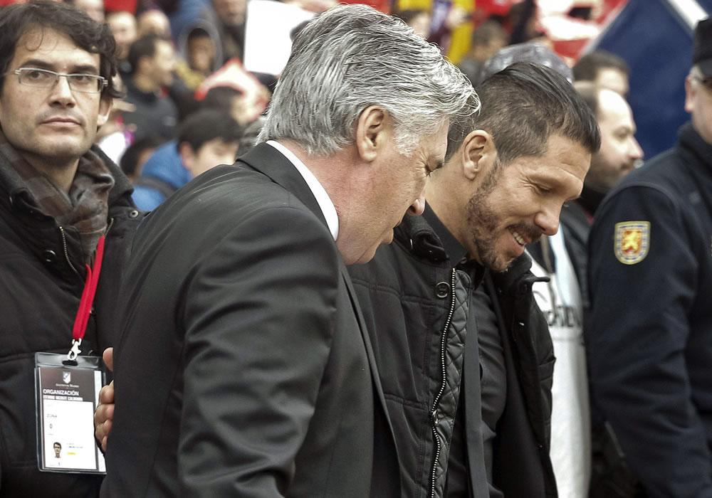 Simeone, el señor de las finales, reta a Ancelotti que busca su quinto título. Foto: EFE