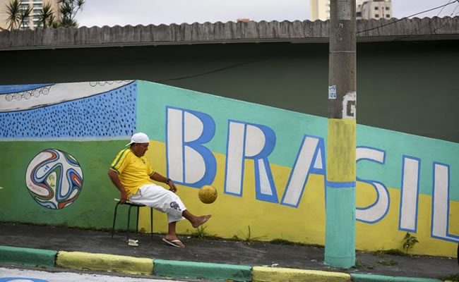 Brasil repite Mundial 23.360 días después de haber dejado escapar el título. Foto: EFE