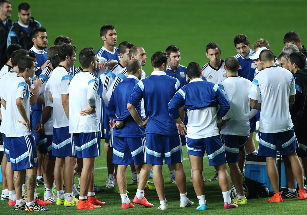 Internacionales argentinos durante un entrenamiento de la selección de fútbol de Argentina en el estadio Independencia en Belo Horizonte. Foto: EFE