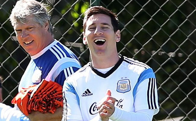 Lionel Messi de la selección argentina de fútbol participa en un entrenamiento de equipo. Foto: EFE