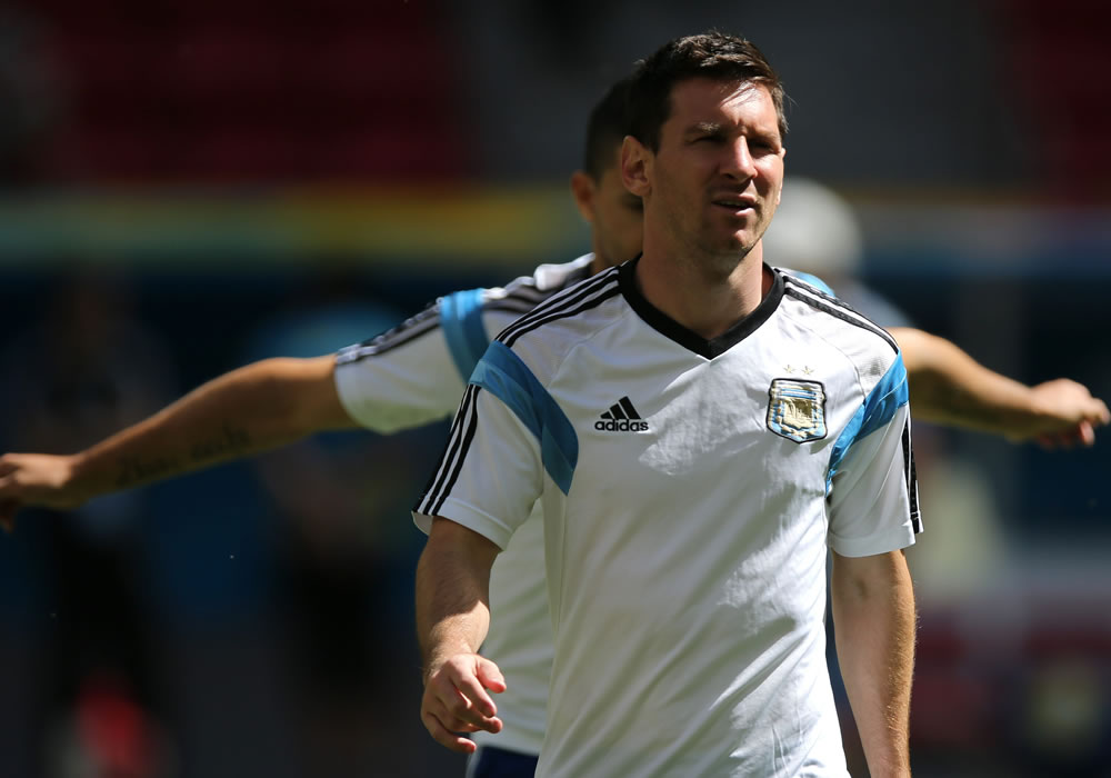 El jugador argentino Lionel Messi participa en un entrenamiento del equipo nacional. Foto: EFE