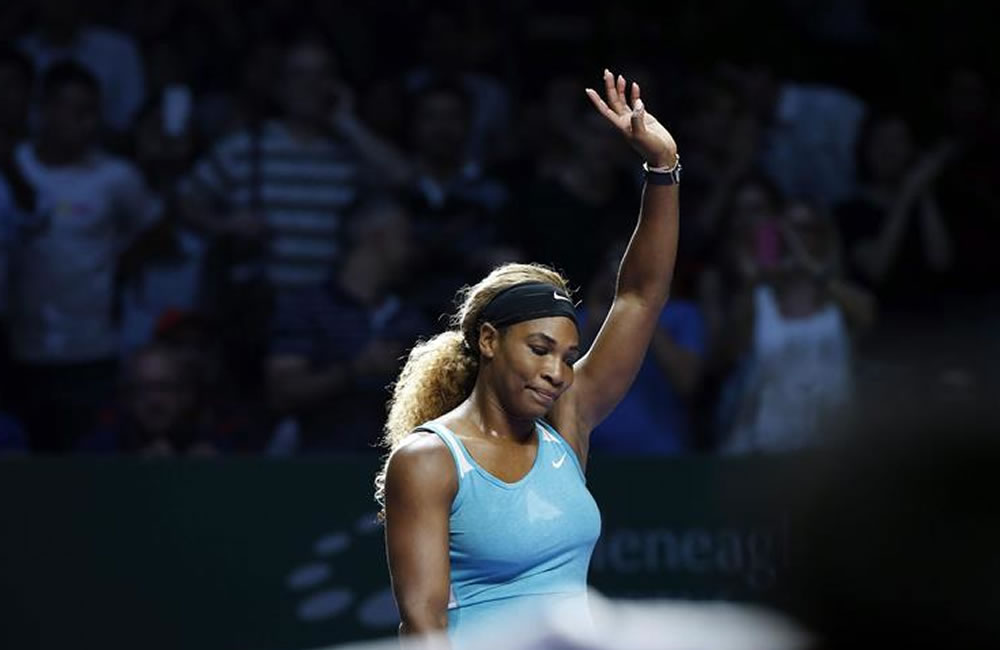La tenista estadounidense Serena Williams, celebra su victoria. Foto: EFE