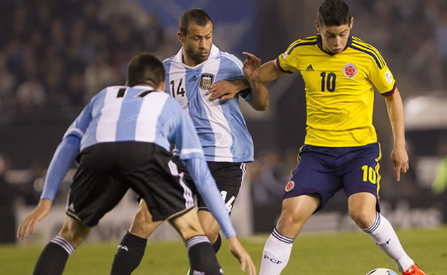 Argentina es segunda y Colombia tercera en el ranking FIFA. Foto: EFE