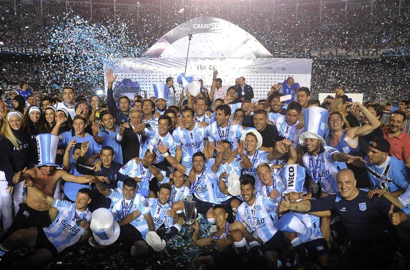 Racing Club se impuso por 1-0 ante Godoy Cruz y logró el octavo título de su historia en el fútbol argentino. Foto: EFE