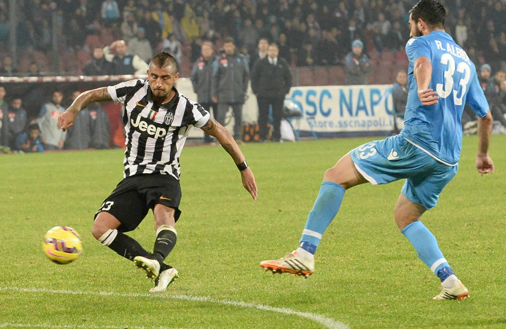 Nápoles-Lazio y su pugna por la tercera posición de la Serie A. Foto: EFE