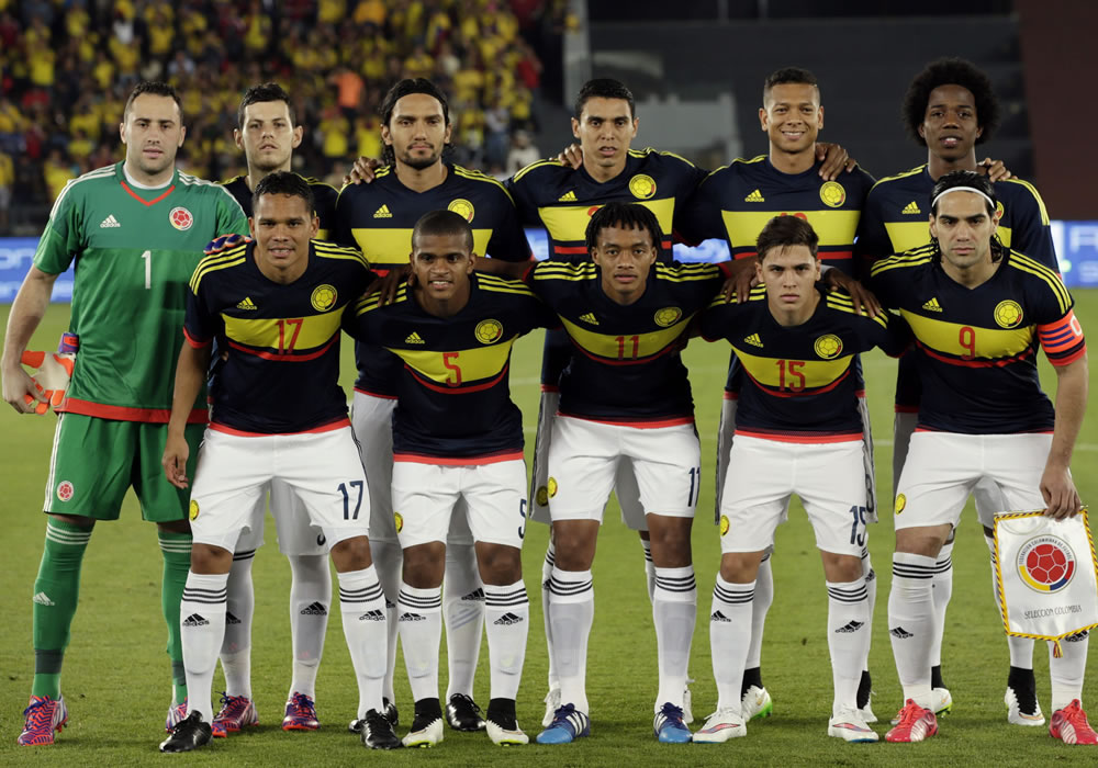 Los jugadores de Colombia posan antes de enfrentar a Kuwait. Foto: EFE