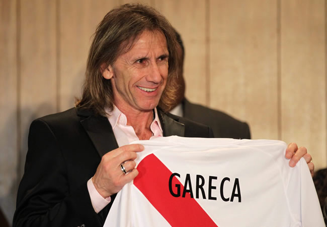 Ricardo Gareca convoca a 30 jugadores en lista preliminar de Perú para Copa América. Foto: EFE