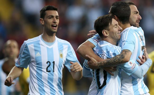 Argentina tuvo una jornada de trabajo suave luego de clasificar. Foto: EFE
