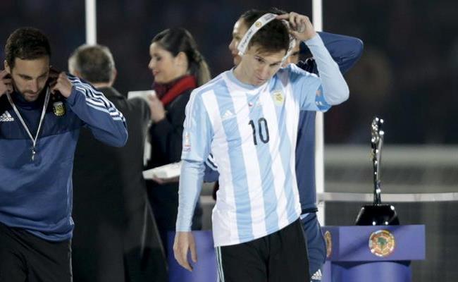 Lionel Messi no ha podido ganar finales de mayores con su selección. Foto: EFE