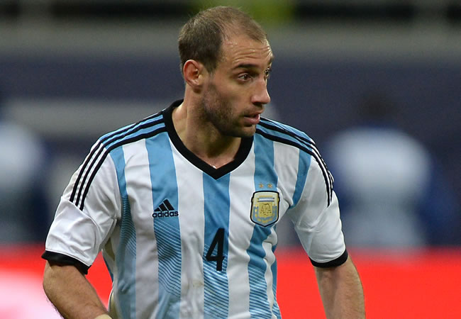 El internacional argentino Pablo Zabaleta estará un mes de baja por lesión. Foto: EFE