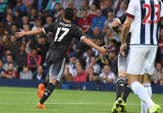 Pedro, en su debut, Costa y Azpilicueta dan la primera victoria al Chelsea. Foto: EFE