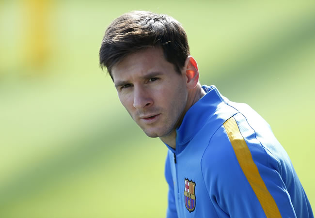 El argentino del FC Barcelona Leo Messi, durante el entrenamiento de cara al partido que disputarán contra la UD Las Palmas en el Camp Nou. Foto: EFE