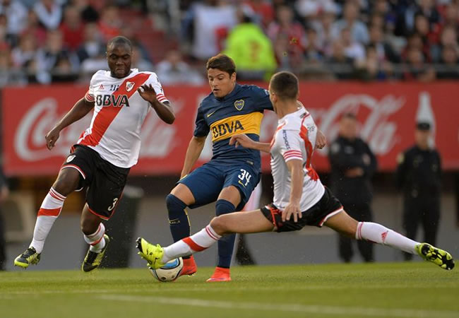 Boca y River disputaran el séptimo superclásico argentino en el 2015. Foto: EFE