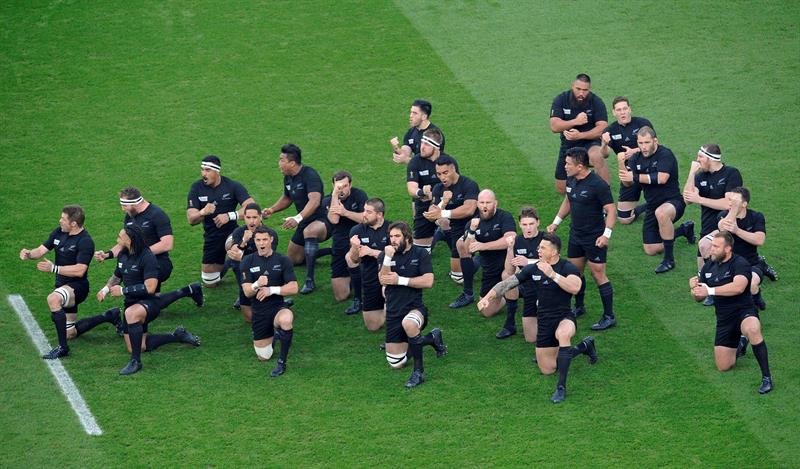 Los All Blacks neozelandeses volvieron a marcar su supremacía en el mundo del rugby en la última década y repitieron el título del mundo en Inglaterra. Foto: EFE