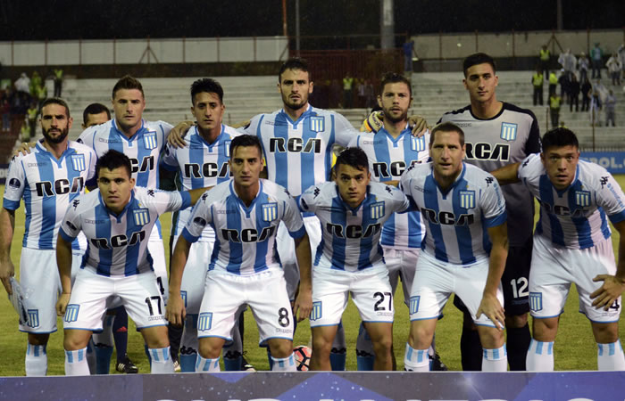 El equipo argentino clasificó a la siguiente ronda. Foto: AFP