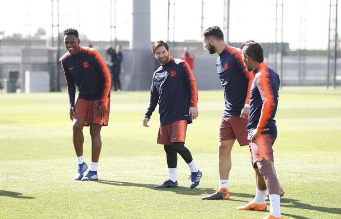 Lionel Messi ya entrena con el Barcelona. (AFP). Foto: AFP