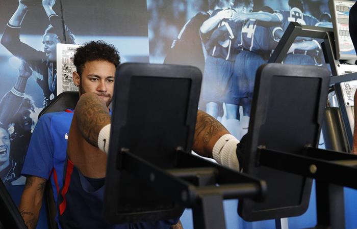 Neymar se entrena para llegar en buena forma al Mundial. Foto: Twitter