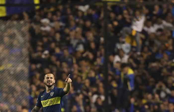 Darío Benedetto celebrando el gol de Boca Juniors. Foto: EFE