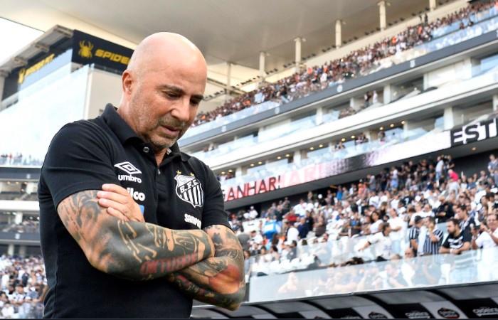 El entrenador argentino no pudo llegar a la final del Paulista. Foto: AFP