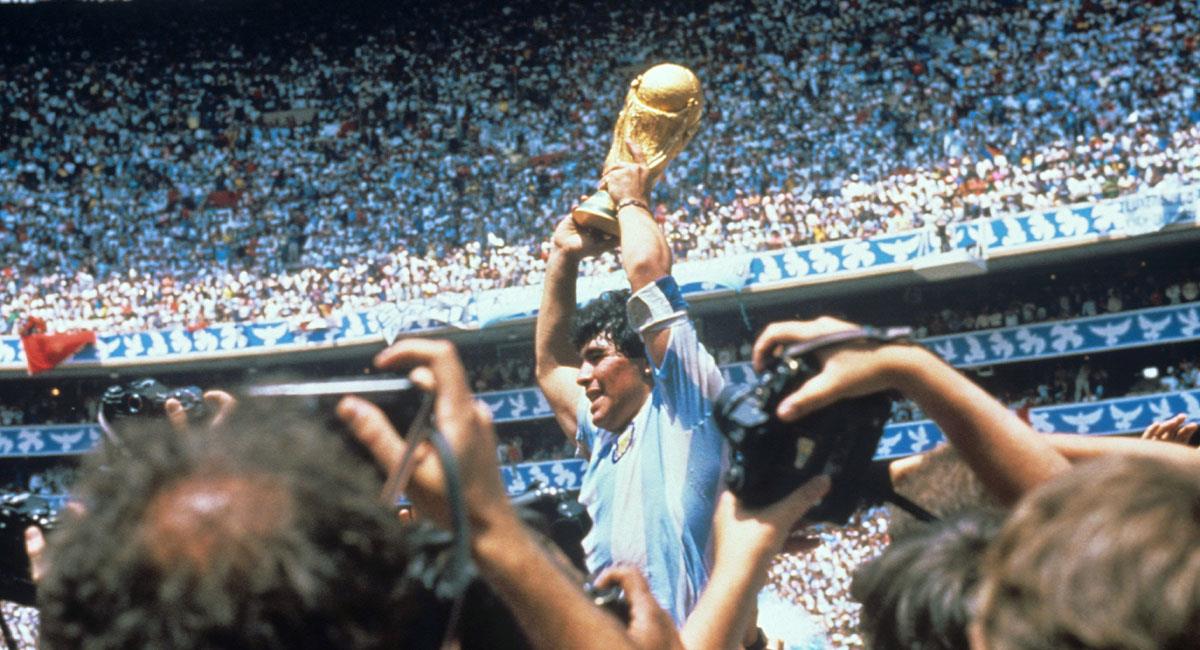 6 hechos histórico en la vida de Diego Maradona. Foto: EFE