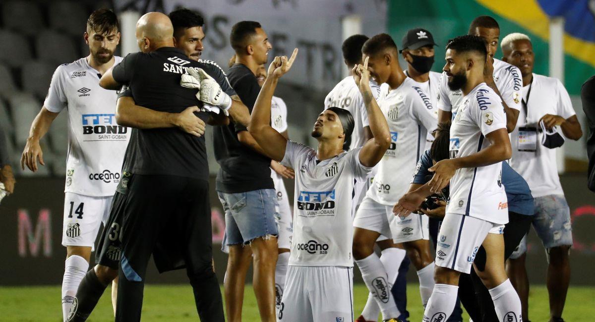 Santos de Brasil eliminó a Boca Juniors de la Copa Libertadores. Foto: EFE