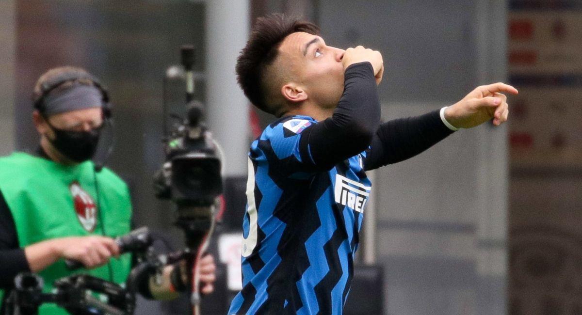 Lautaron fue la figura en la victoria del Inter sobre el Milan. Foto: EFE