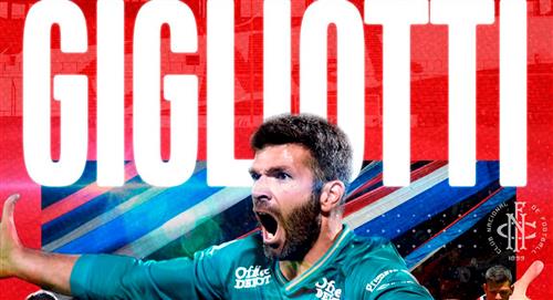 Gigliotti firma por Nacional de Uruguay