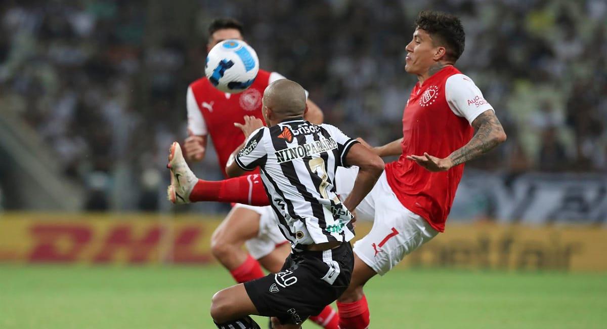 Independiente no pudo con Ceará y cayó en su debut. Foto: EFE
