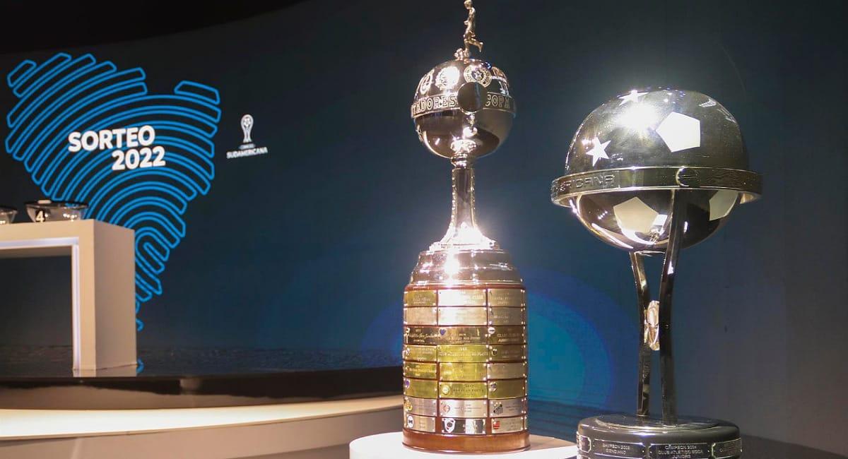 Este viernes 27 será el sorteo de los octavos de Libertadores y Sudamericana. Foto: EFE