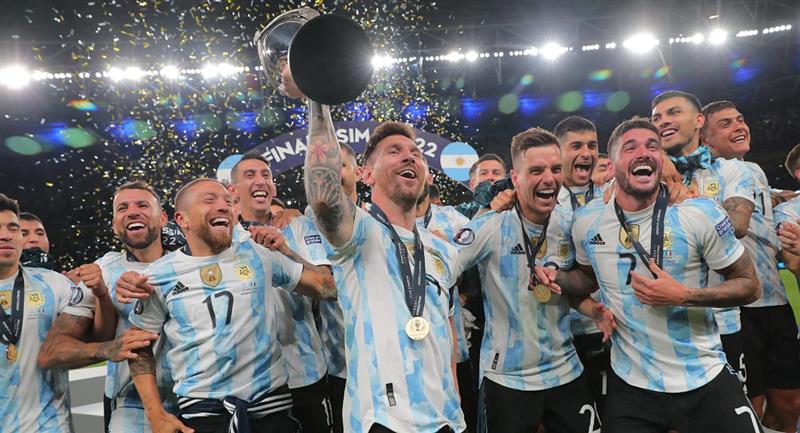 Argentina desplazó a Francia y se metió en en el podio en el ranking de FIFA