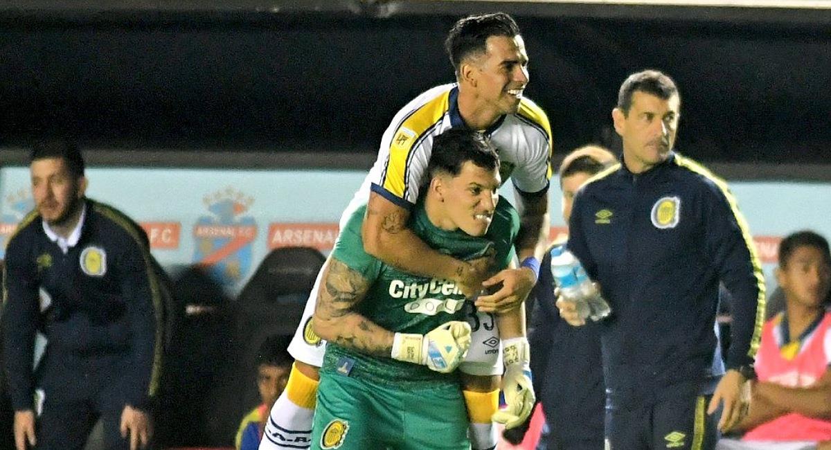 Gaspar Servio marcó un doblete. Foto: Twitter @RosarioCentral
